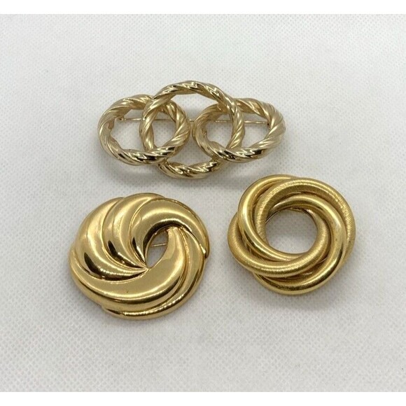 Vintage‎ Lot of 3 Gold Tone Pin Brooch Circular Round Napier Interlocking Circle - Picture 1 of 14